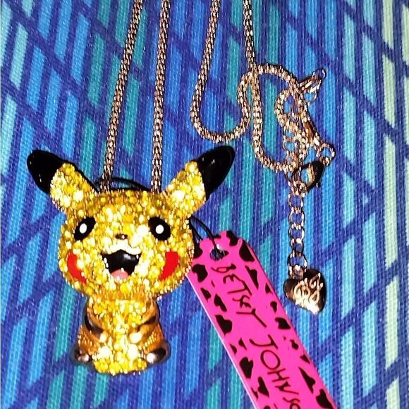 NWT and box Betsy Johnson rhinestone Pikachu necklace - Picture 8 of 9